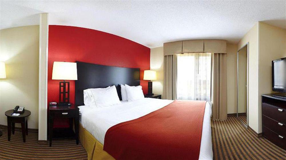 Holiday Inn Express Atmore By Ihg Экстерьер фото