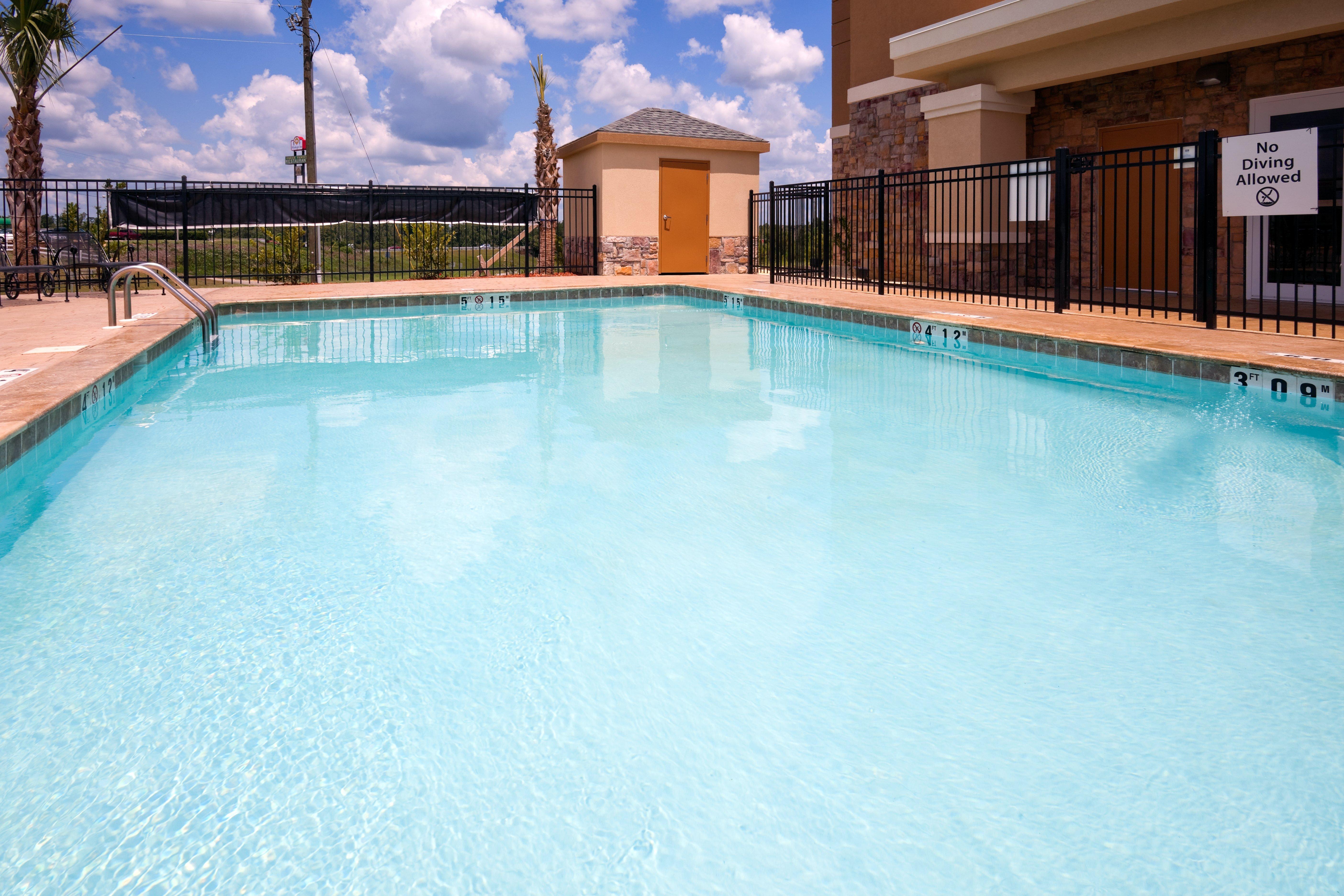 Holiday Inn Express Atmore By Ihg Экстерьер фото