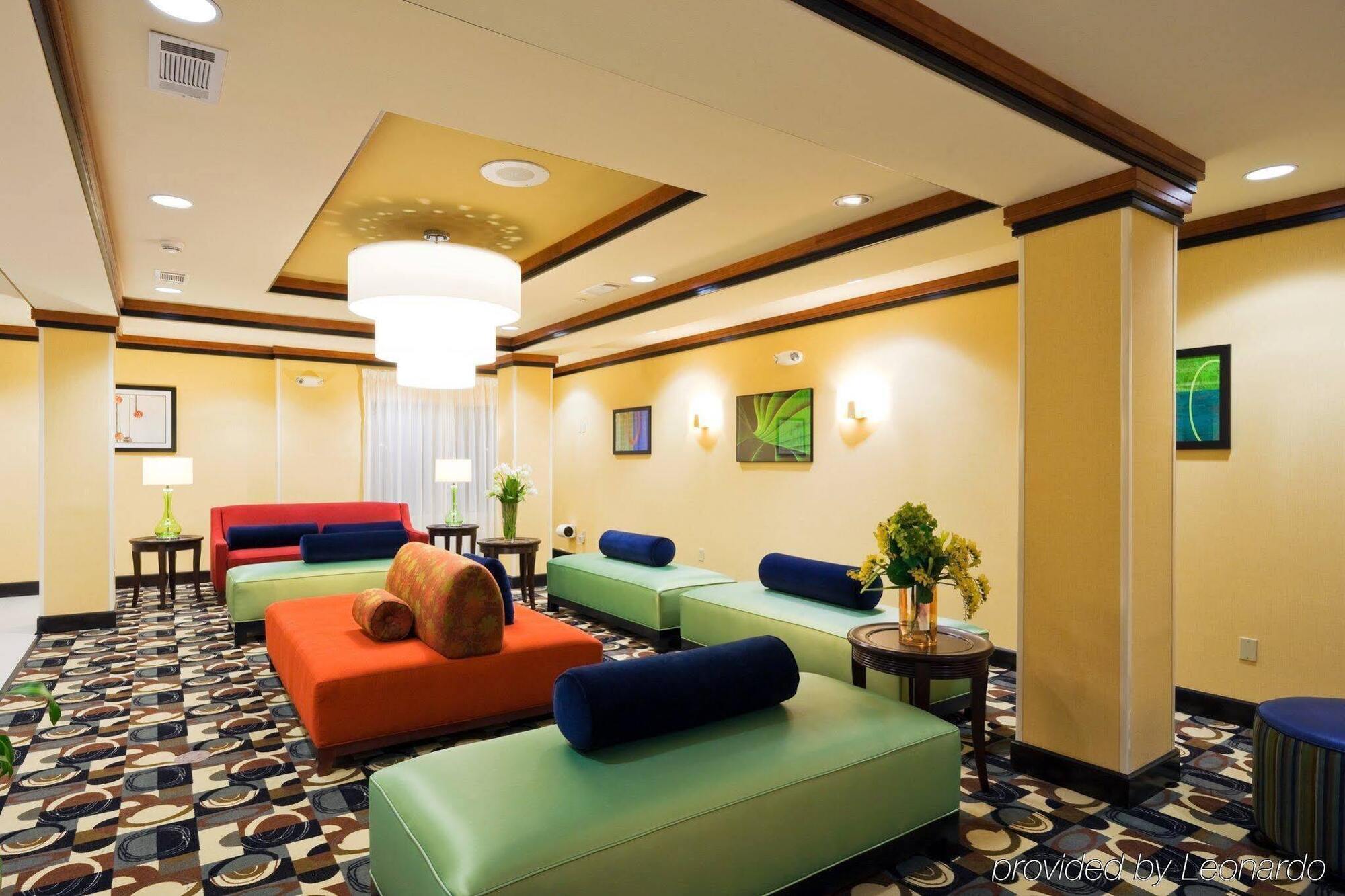 Holiday Inn Express Atmore By Ihg Экстерьер фото